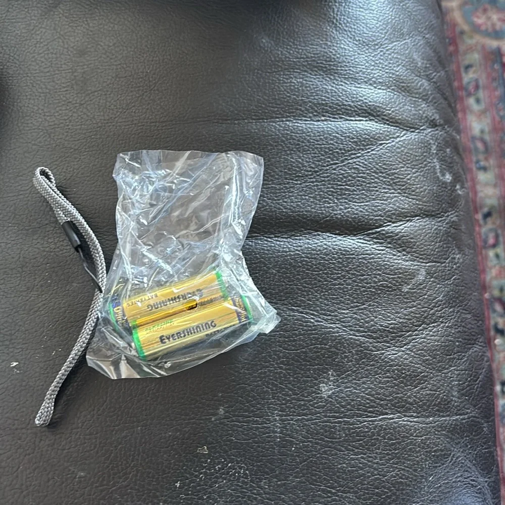 NIB-SHORT WAVE RADIO - Picture 5 of 6